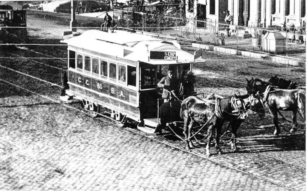 “Cuando los caballos llevaron la ciudad”-powsdata press